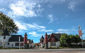 Camelot Motor Lodge